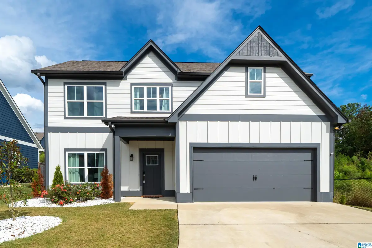 911 WHITE BARN CIRCLE, Helena, AL 35080 - #1