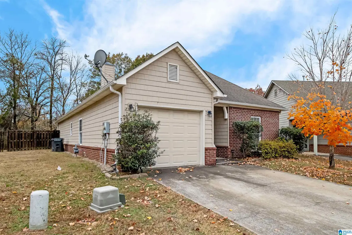 459 HOLLAND LAKES DRIVE N, Pelham, AL 35124 - Image #1