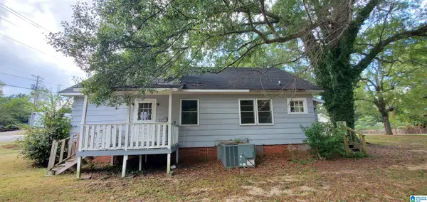 400 E 3RD STREET, Sylacauga, AL 35150