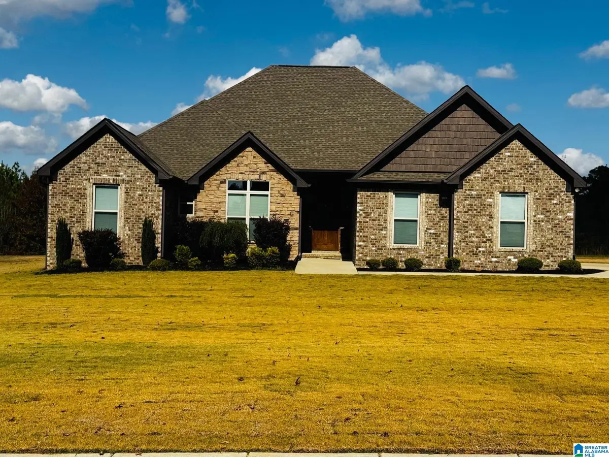 25 CREST LOOP ROAD, Clanton, AL 35045 - Image #1