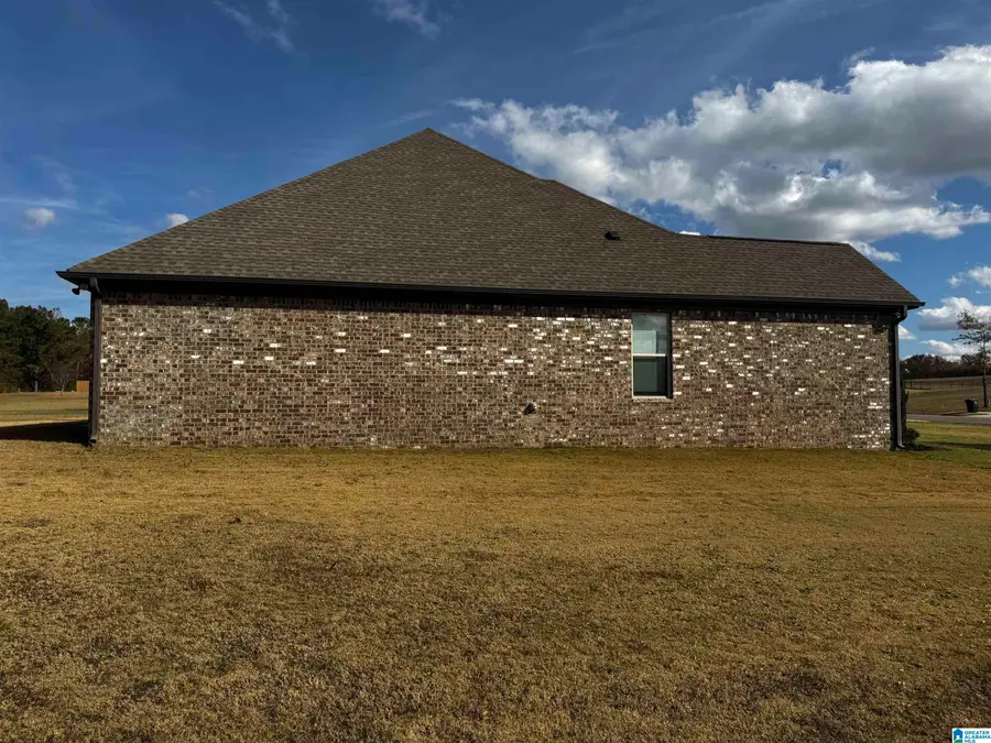 25 CREST LOOP ROAD, Clanton, AL 35045 - Image #3