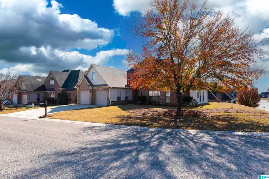 400 OAKWELL COVE, Calera, AL 35040 - Image #2