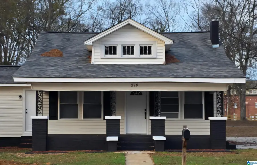 210 MEMORIAL DRIVE, Piedmont, AL 36272 - Image #2