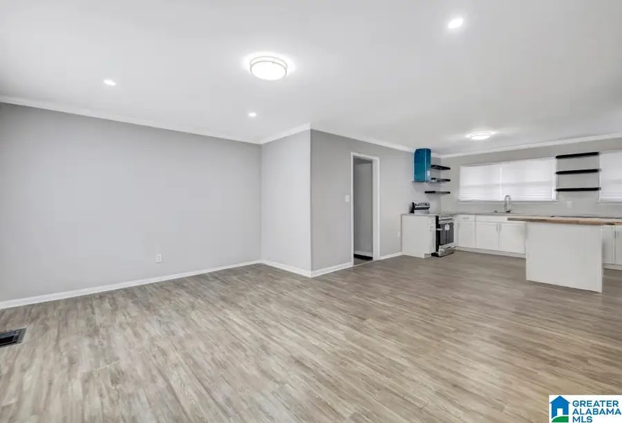 310 WHITE PINE STREET, Trussville, AL 35173 - Image #2