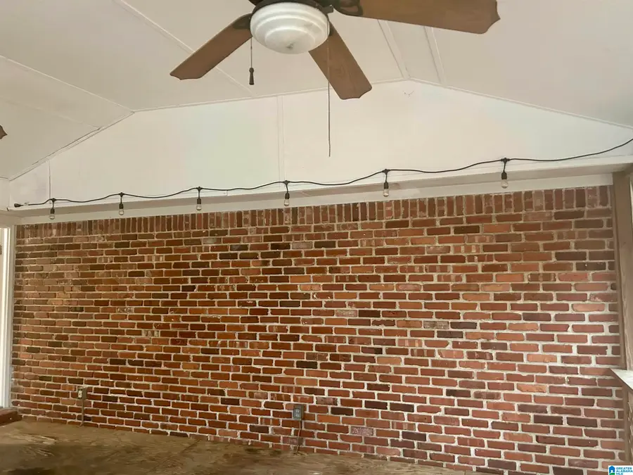 122 NABORS AVENUE, Hueytown, AL 35023 - Image #2