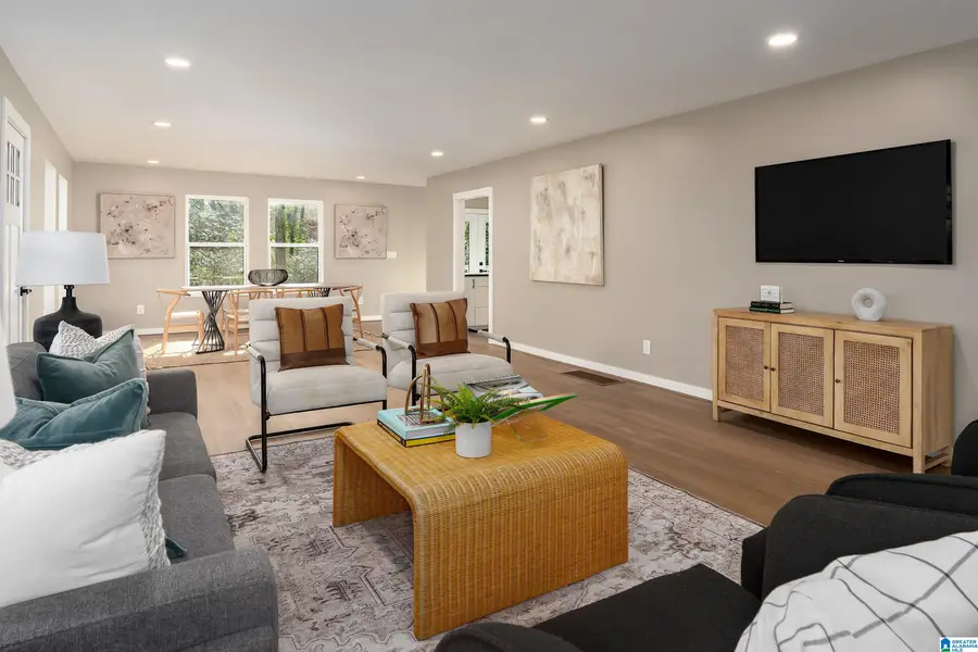 3567 VALLEY CIRCLE, Vestavia Hills, AL 35243 - Image #3