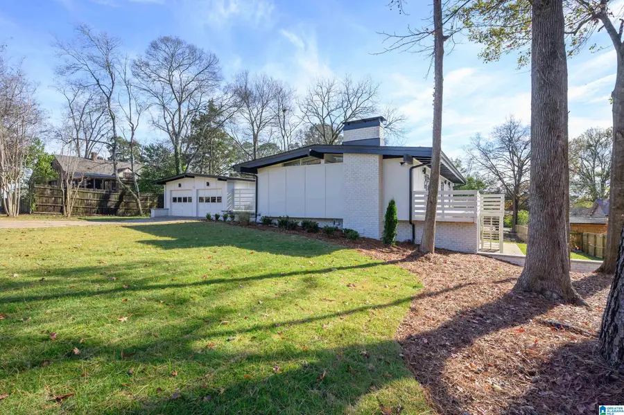 1927 OLD ORCHARD ROAD, Vestavia Hills, AL 35216 - Image #3