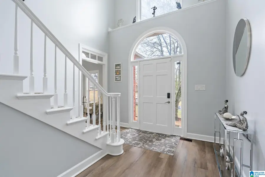 117 SOUTHVIEW DRIVE, Hoover, AL 35244 - Image #2