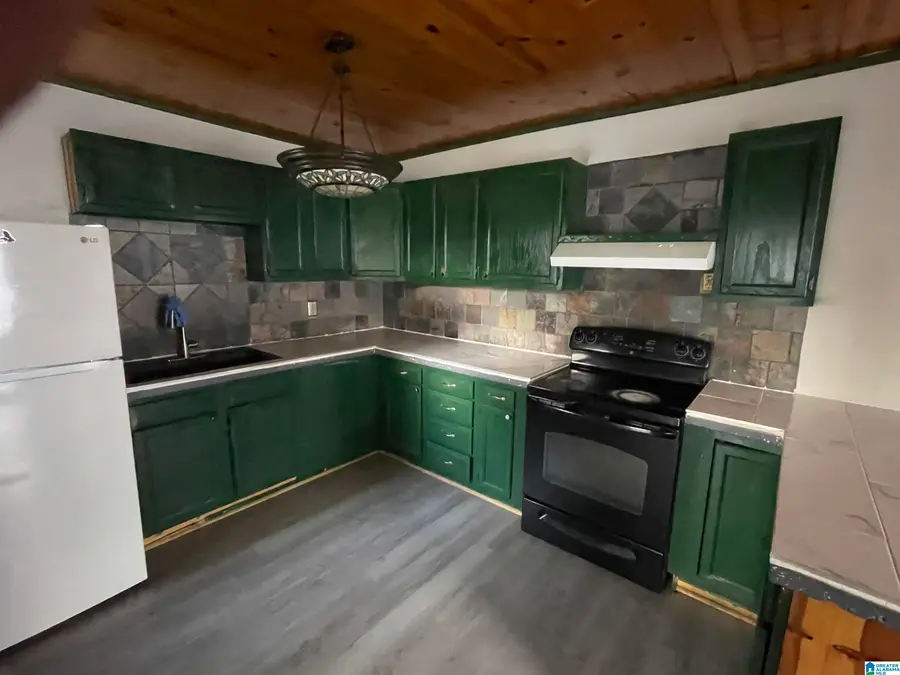 616 CAMP CIRCLE, Birmingham, AL 35215 - Image #3