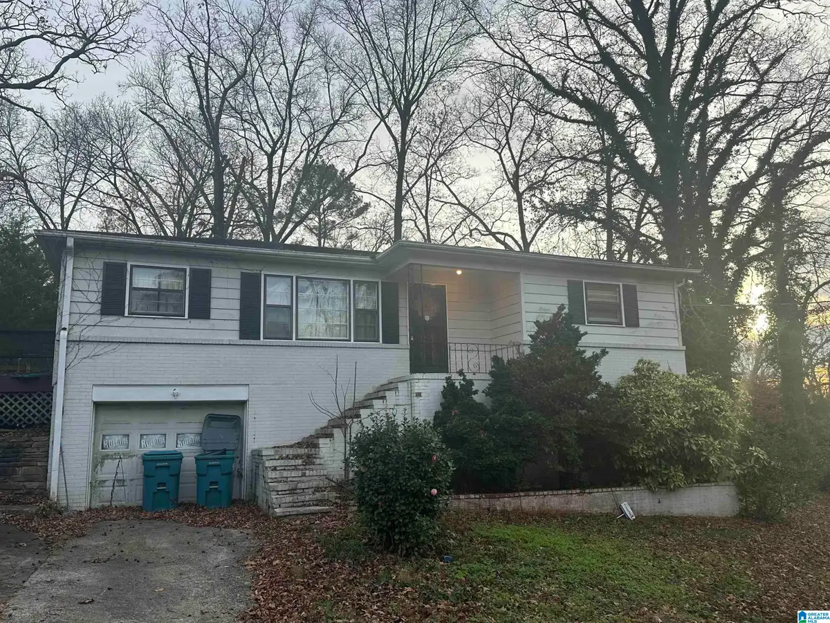 2433 4TH STREET NW, Center Point, AL 35215 - Image #1