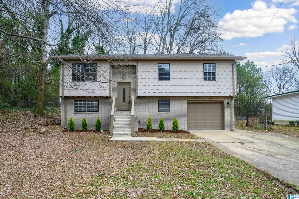 668 20TH COURT NE, Center Point, AL 35215 - Image #1