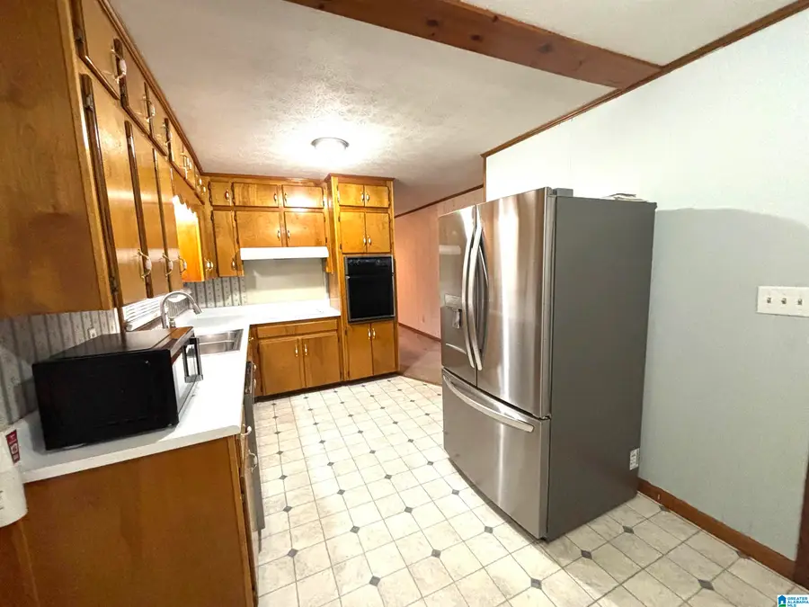 902 RIDGE DRIVE, Weaver, AL 36277 - Image #2