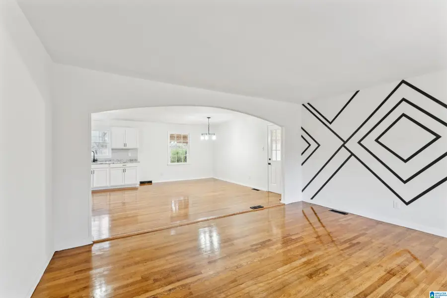 3366 CRESCENT DRIVE, Hueytown, AL 35023 - Image #2