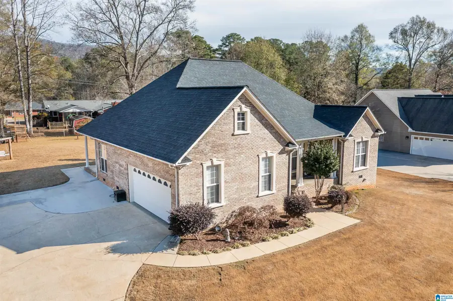 403 6TH AVENUE NE, Jacksonville, AL 36265 - Image #3