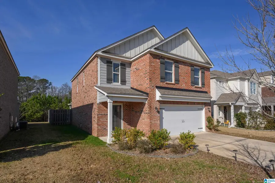 577 READING LANE, Fultondale, AL 35068 - Image #2