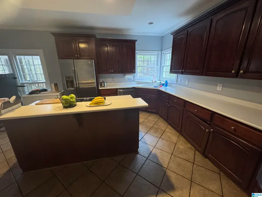 212 BROADMOOR CIRCLE, Alabaster, AL 35007 - Image #2