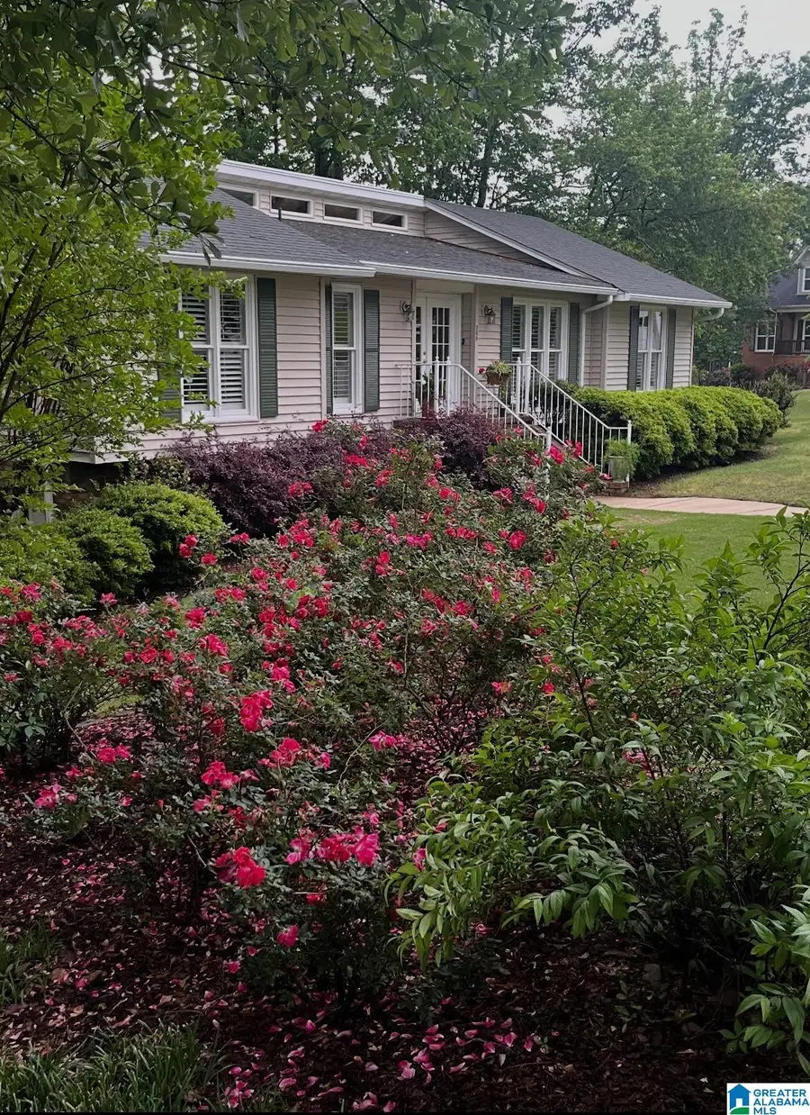 209 AVANTI CIRCLE, Hoover, AL 35226 - Image #2