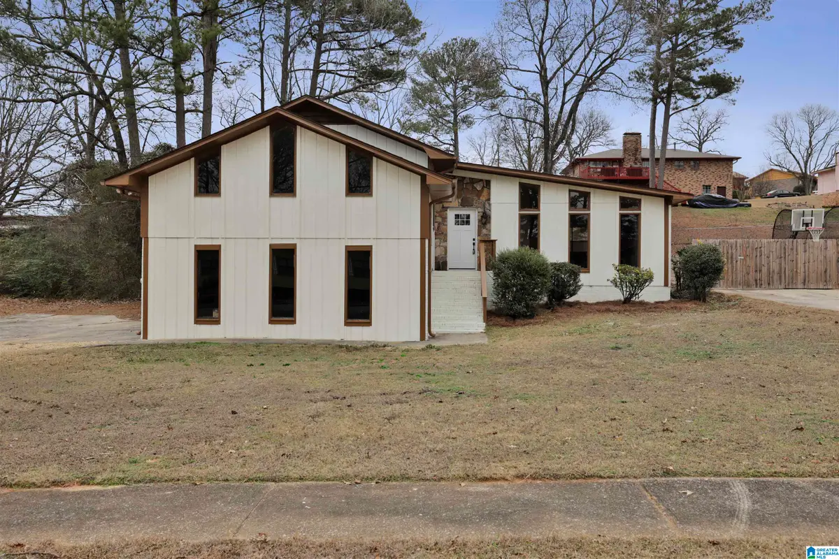 1137 CIRCLE TRAIL, Birmingham, AL 35214 - Image #1