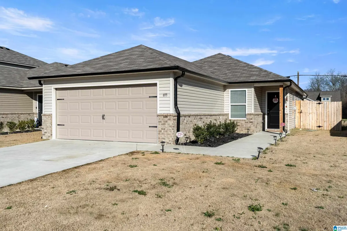 693 SAVANNAH STREET, Odenville, AL 35120 - Image #1