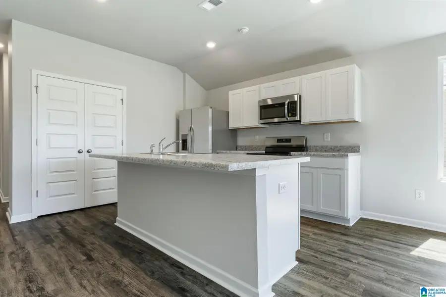 60 SKYLINE LOOP, Eastaboga, AL 36260 - Image #2