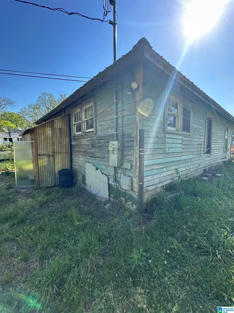 2105 MOORE AVENUE, Anniston, AL 36201 - #3