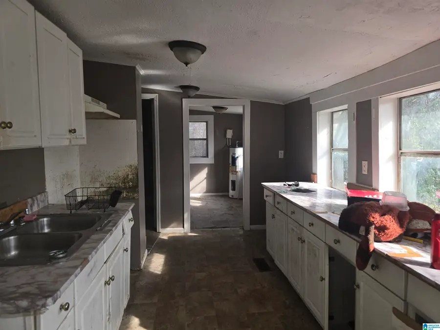 1515 ARLINGTON AVENUE, Bessemer, AL 35020 - #3