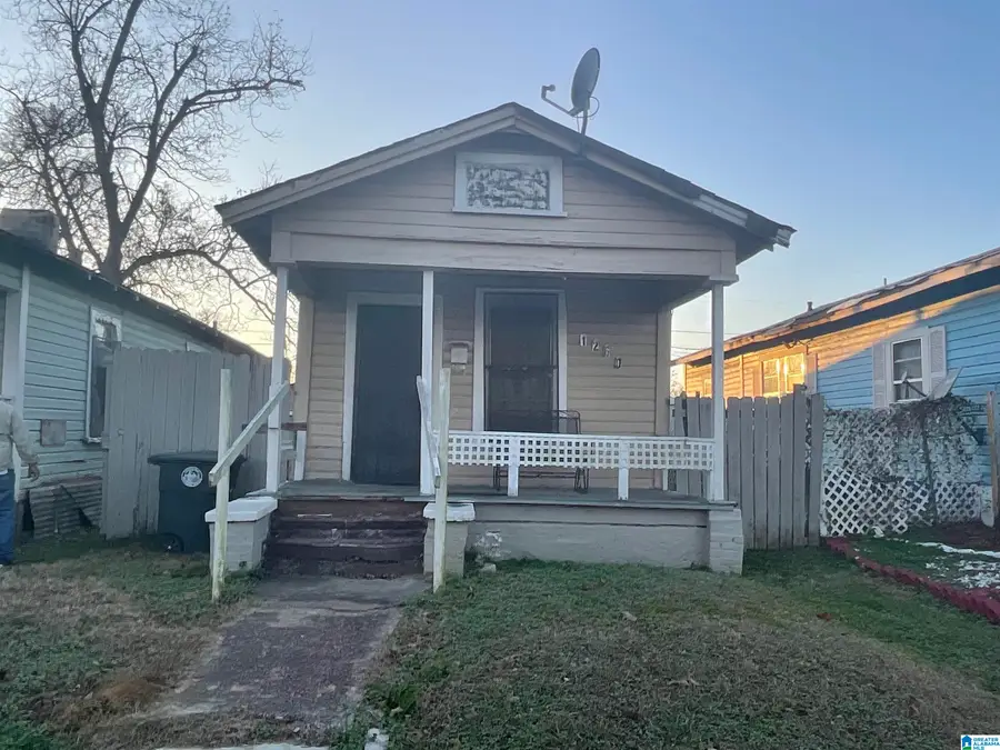 1262 AVENUE M, Birmingham, AL 35218 - #2