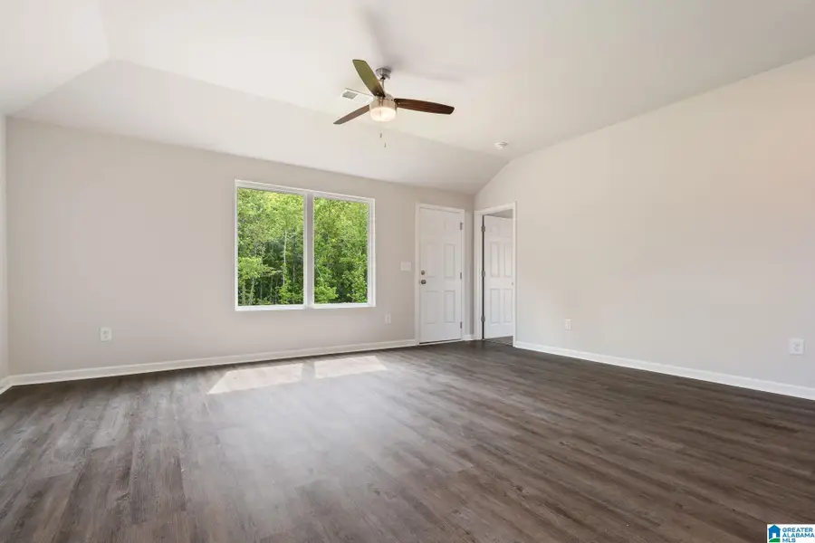 155 JEMISON TRAILS DRIVE, Jemison, AL 35085 - #2