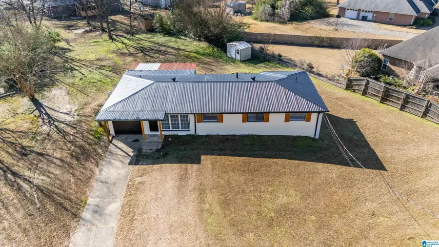 372 OAKHURST STREET, Mount Olive, AL 35117 - Image #2