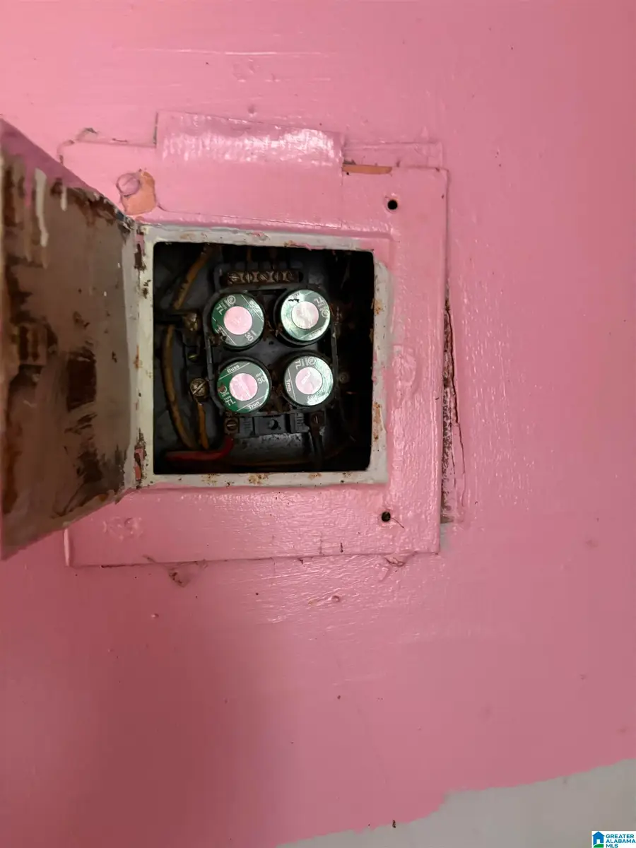 256 E MAPLE AVENUE, Scottsboro, AL 35768 - #3