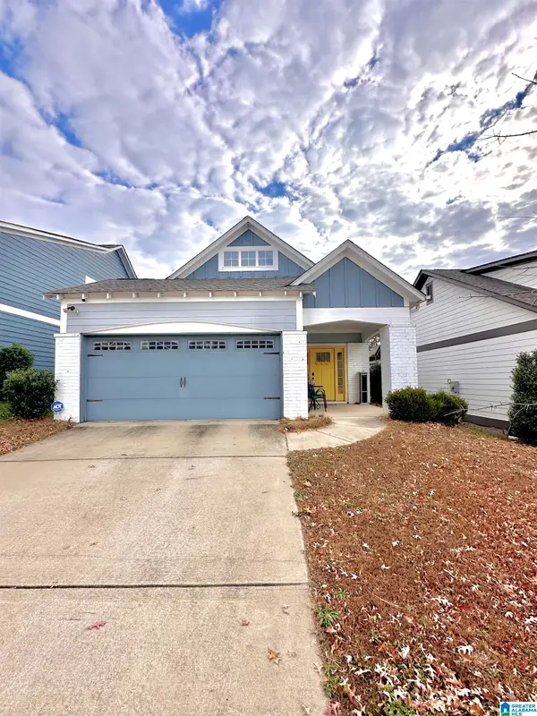 2718 VILLAGE PLACE, Birmingham, AL 35211