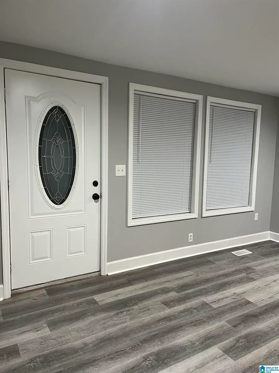 1367 17TH WAY SW, Birmingham, AL 35211 - Image #2