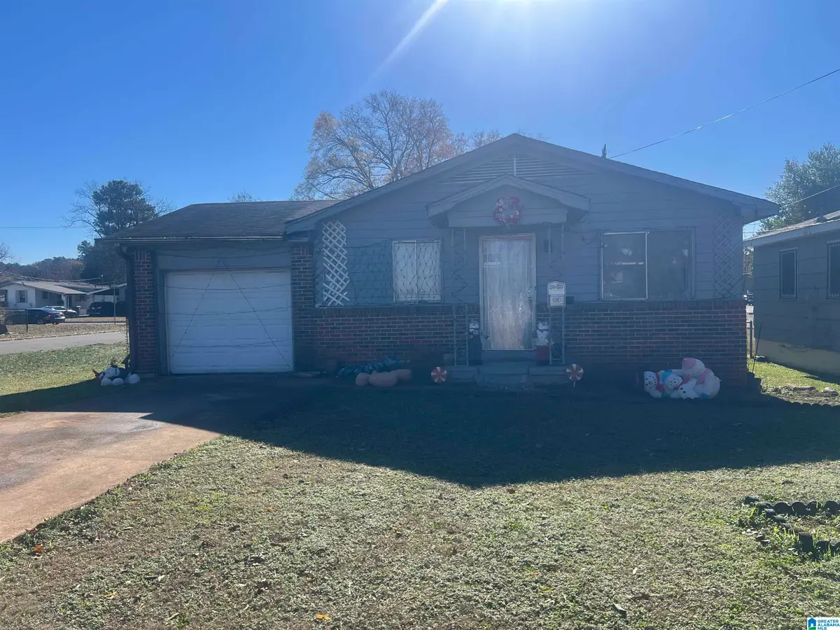 301 10TH AVENUE SW, Birmingham, AL 35233 - Image #1