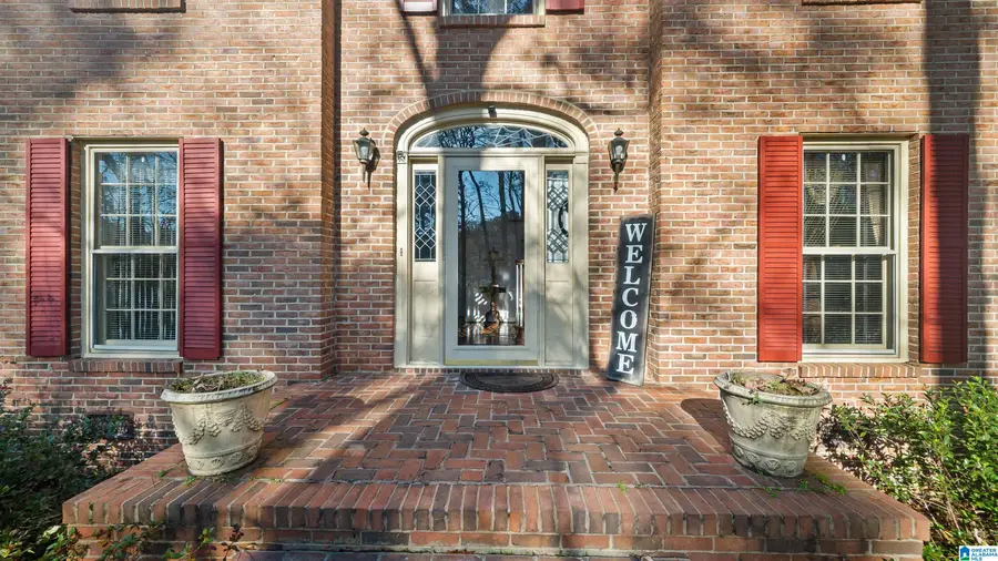 1636 MARLIN SPRINGS ROAD, Birmingham, AL 35215 - Image #2