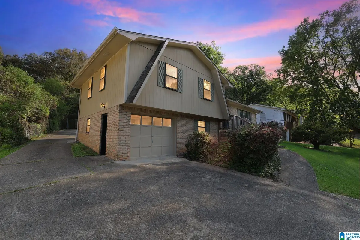 2925 WOOD DRIVE NE, Center Point, AL 35215 - Image #1