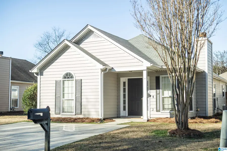 374 WALKER WAY, Pelham, AL 35124 - Image #2