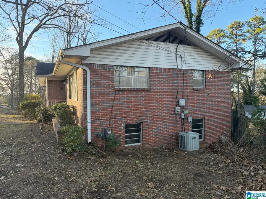 104 26TH AVENUE NE, Center Point, AL 35215 - Image #2