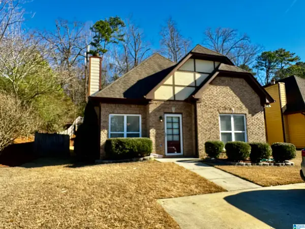 1239 PEBBLE CREEK CIRCLE, Gardendale, AL 35071