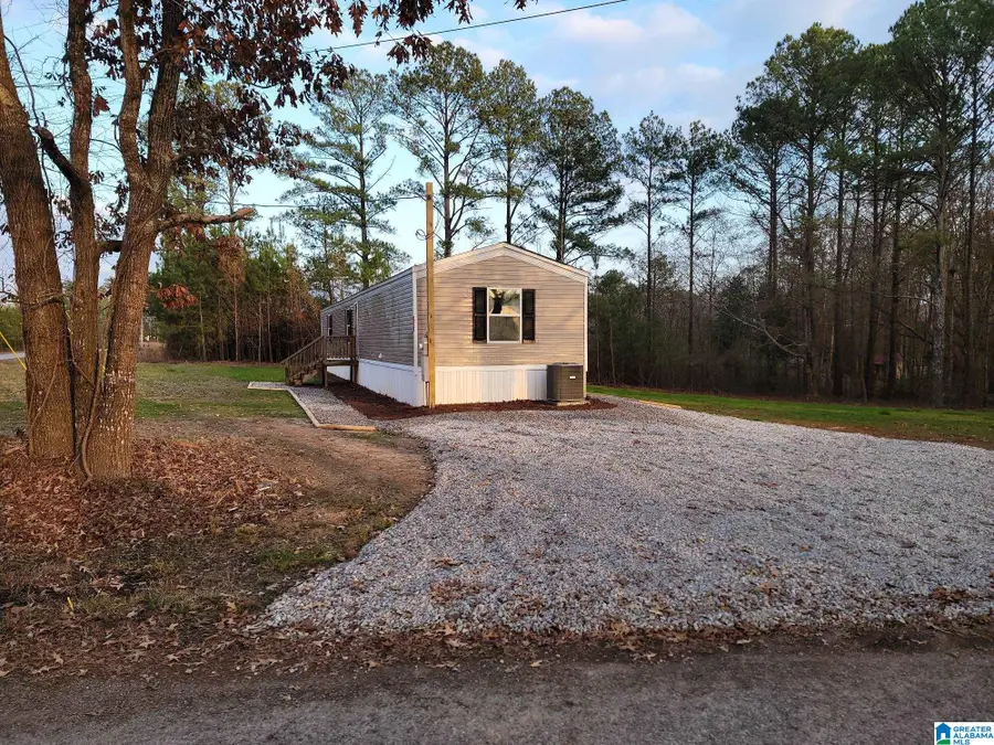 890 COUNTY ROAD 42, Jemison, AL 35085 - Image #2