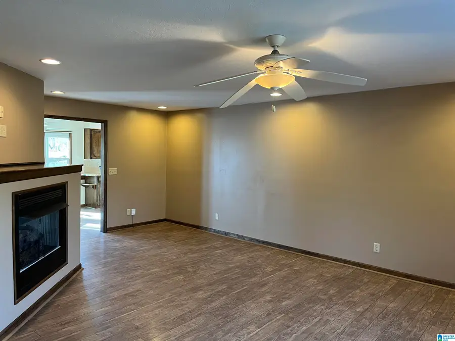 1116 COMANCHE TRAIL, Anniston, AL 36206 - Image #3