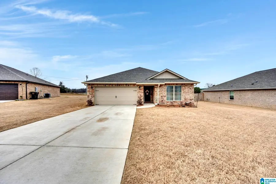 1107 COLONIAL DRIVE SW, Cullman, AL 35055 - Image #2