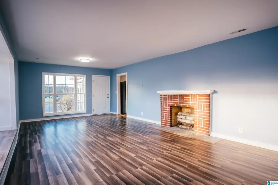 8204 2ND AVENUE, Leeds, AL 35094 - Image #3