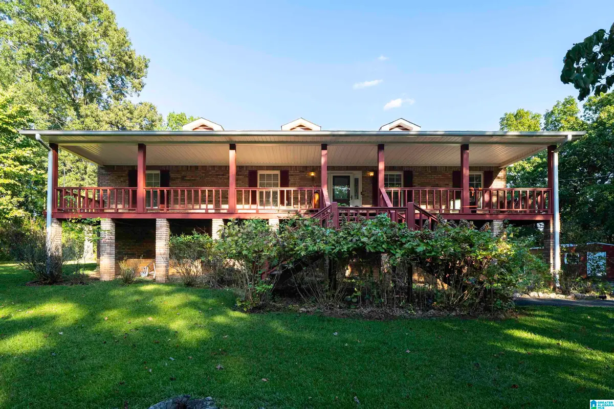 585 DOGWOOD TRAIL, Remlap, AL 35133 - Image #1