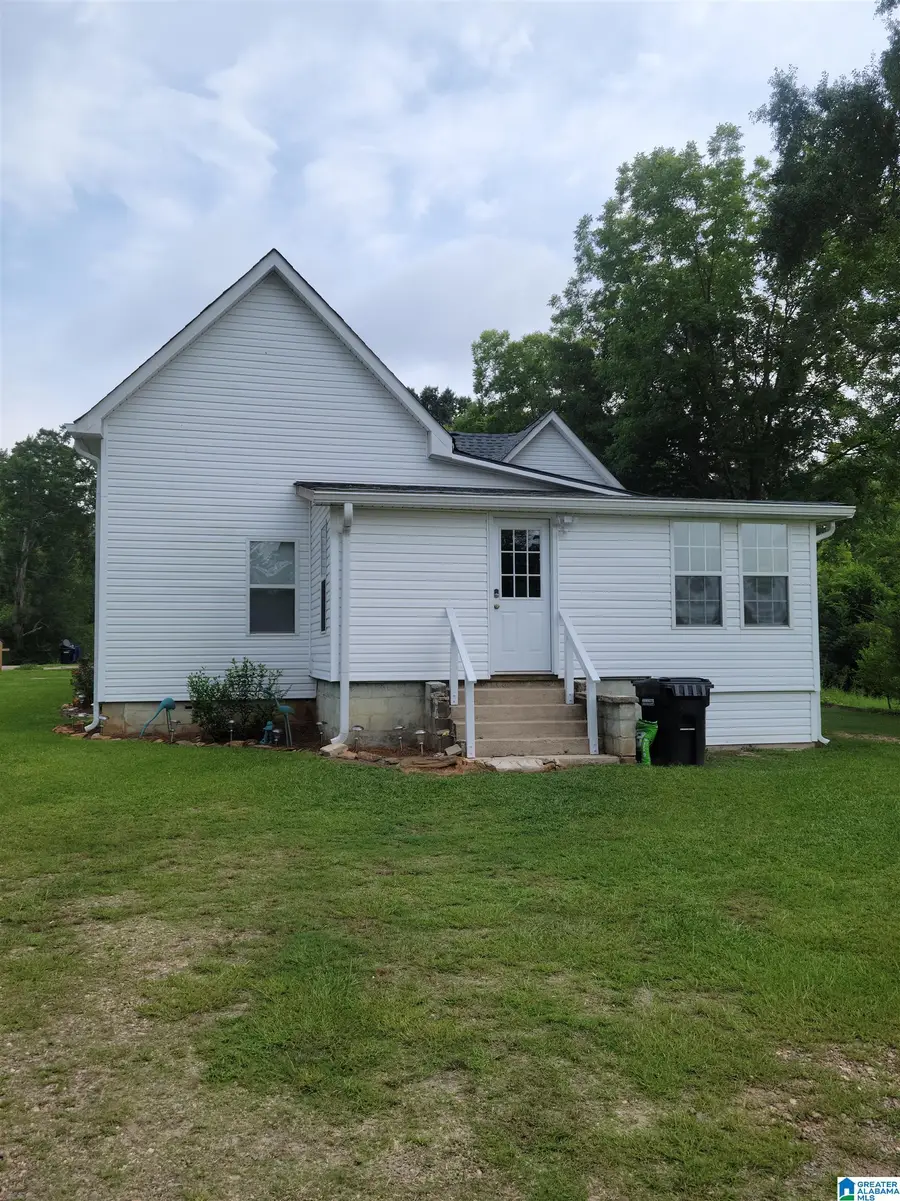 327 SW 2ND STREET SW, Wedowee, AL 36278 - Image #2