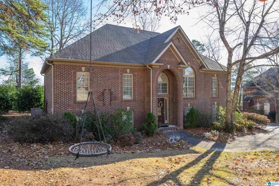 675 SUMMIT POINT, Hoover, AL 35226 - Image #2