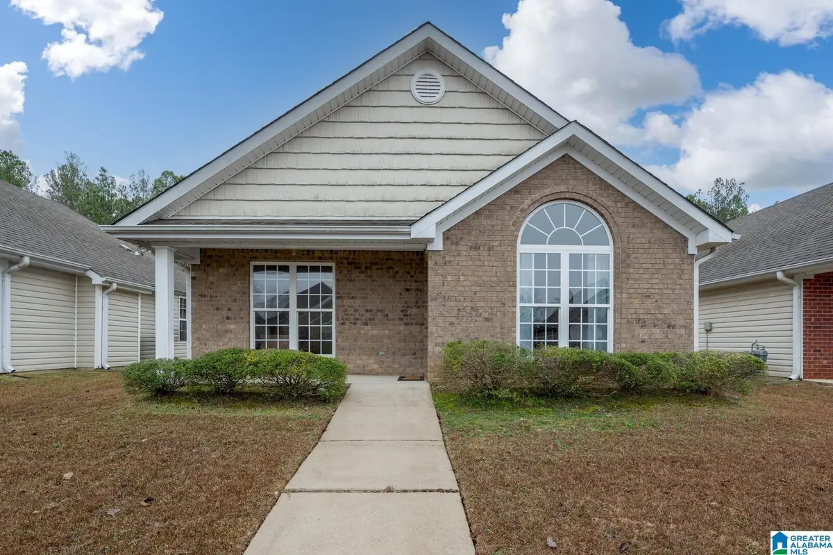 1262 VILLAGE TRAIL, Calera, AL 35040 - Image #1
