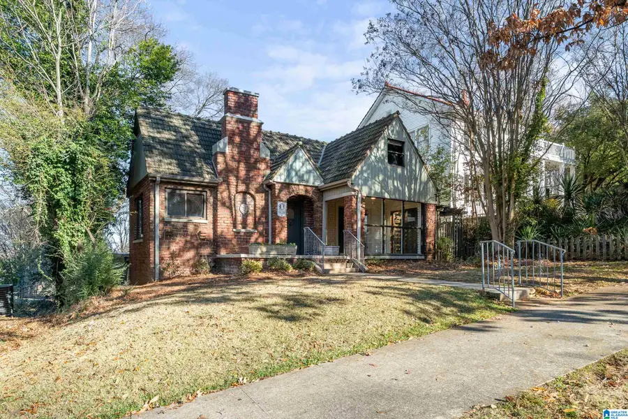 1033 LAKEVIEW CRESCENT, Birmingham, AL 35205 - Image #3