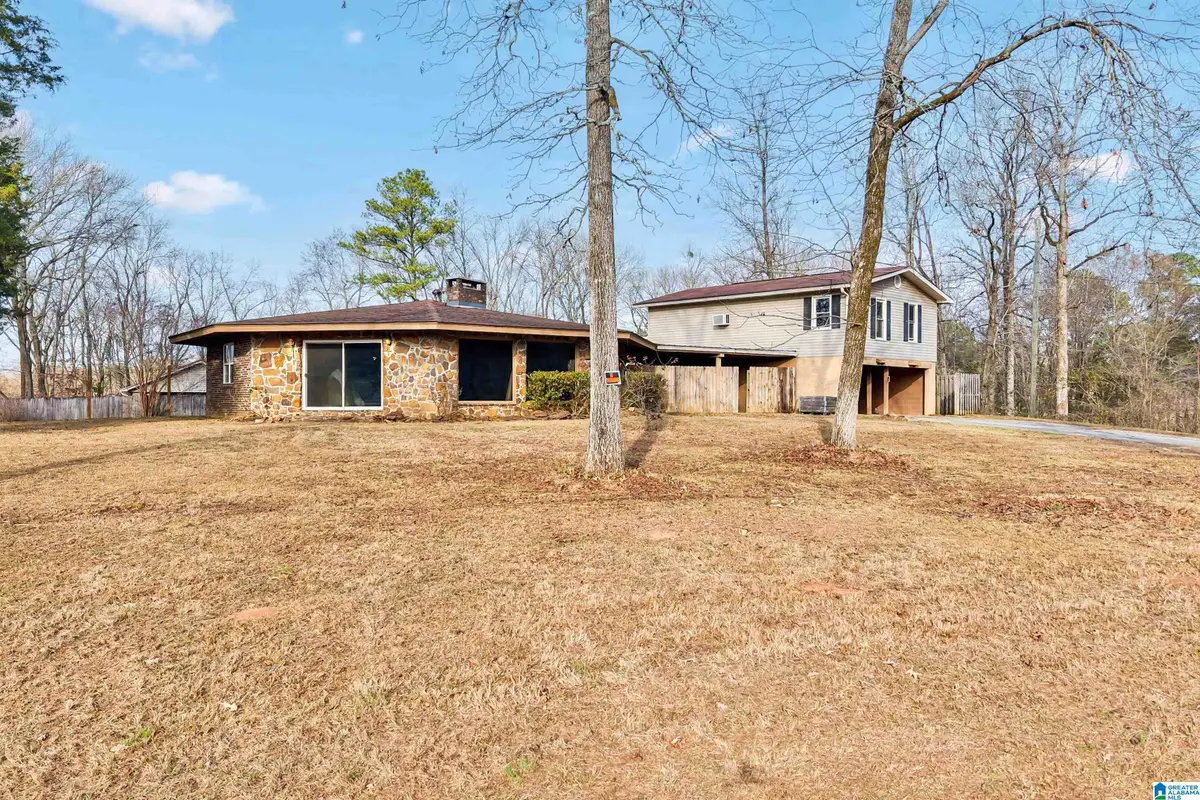 146 N 4TH AVENUE, Centreville, AL 35042 - Image #1