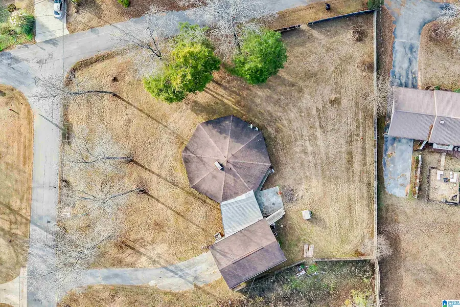 146 N 4TH AVENUE, Centreville, AL 35042 - Image #2