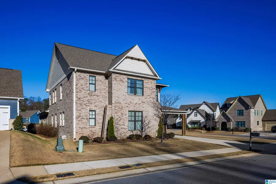 905 GRIFFIN PARK CIRCLE, Birmingham, AL 35242 - Image #3